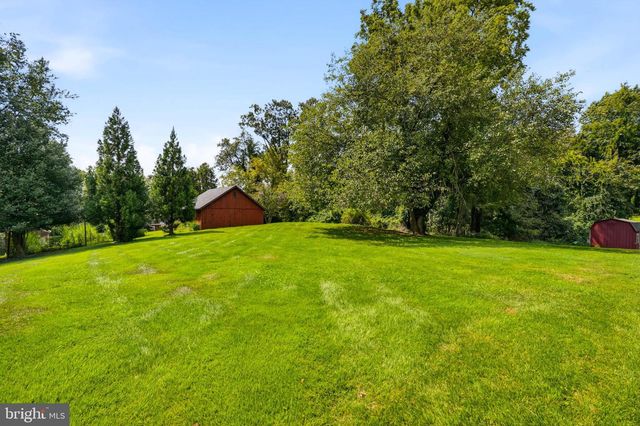 8643 RIDGE RD, Ellicott City, MD 21043