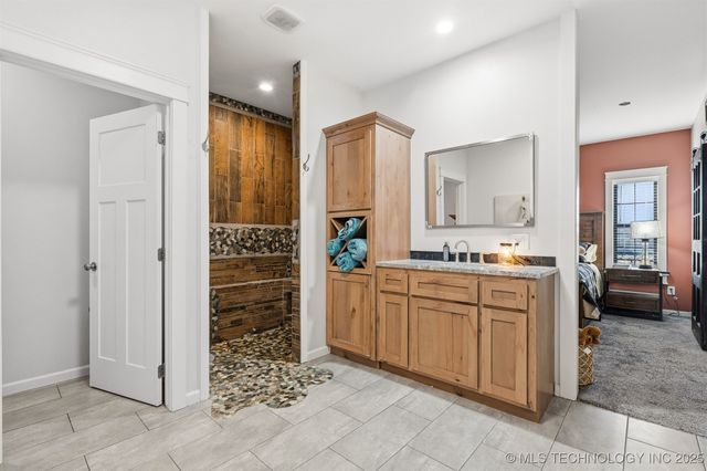 29550 S 4240 Road, Inola, OK 74036