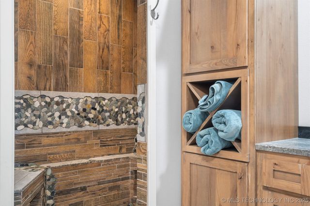 29550 S 4240 Road, Inola, OK 74036