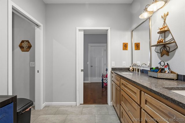 29550 S 4240 Road, Inola, OK 74036