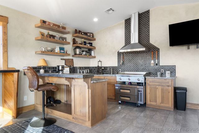 29550 S 4240 Road, Inola, OK 74036