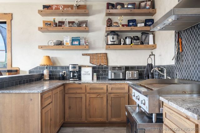 29550 S 4240 Road, Inola, OK 74036