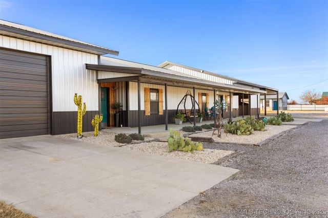 29550 S 4240 Road, Inola, OK 74036