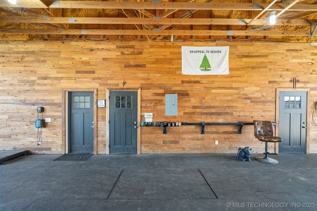 29550 S 4240 Road, Inola, OK 74036