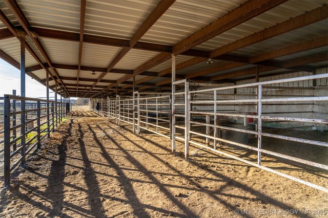 29550 S 4240 Road, Inola, OK 74036