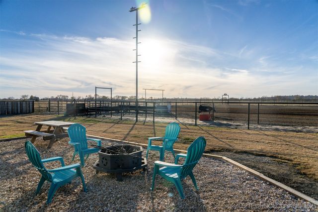 29550 S 4240 Road, Inola, OK 74036