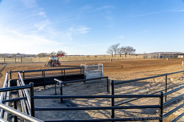 29550 S 4240 Road, Inola, OK 74036