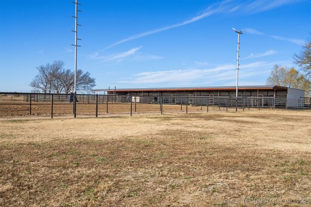 29550 S 4240 Road, Inola, OK 74036