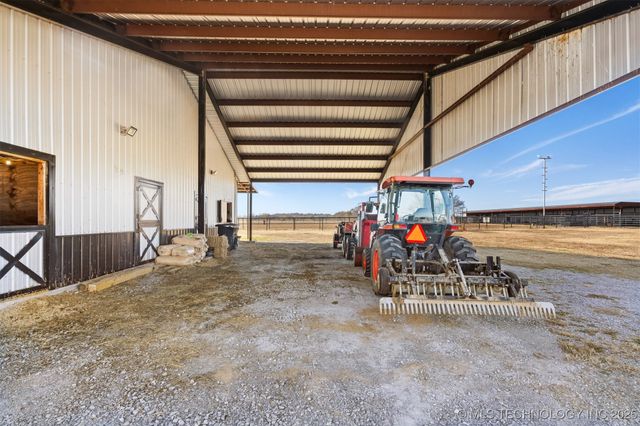 29550 S 4240 Road, Inola, OK 74036