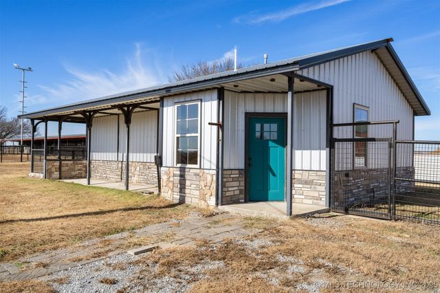 29550 S 4240 Road, Inola, OK 74036