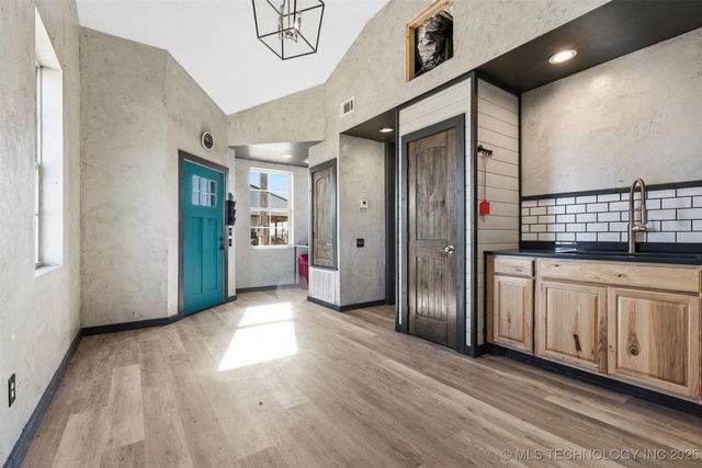 29550 S 4240 Road, Inola, OK 74036