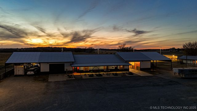 29550 S 4240 Road, Inola, OK 74036