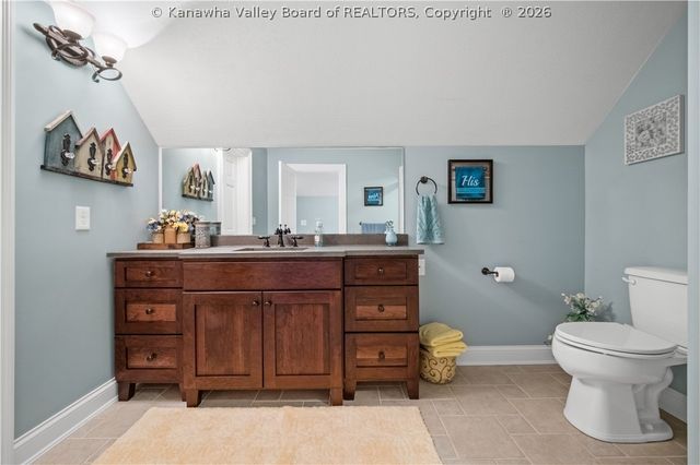 81 New Wine Lane, Charleston, WV 25312