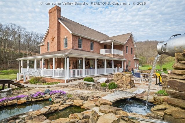 81 New Wine Lane, Charleston, WV 25312