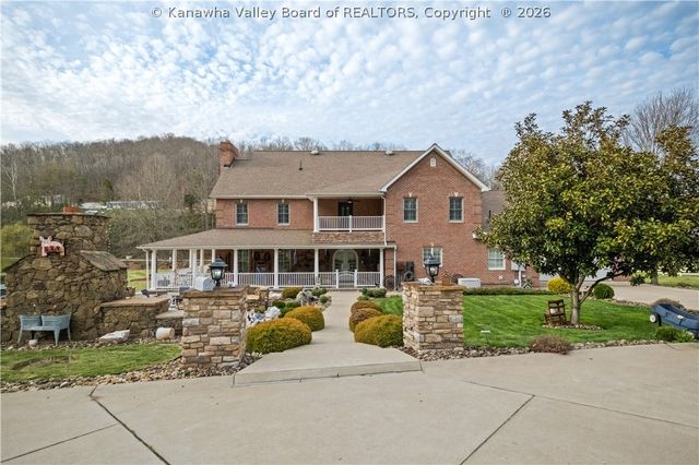 81 New Wine Lane, Charleston, WV 25312