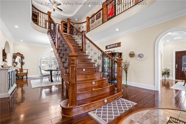 81 New Wine Lane, Charleston, WV 25312