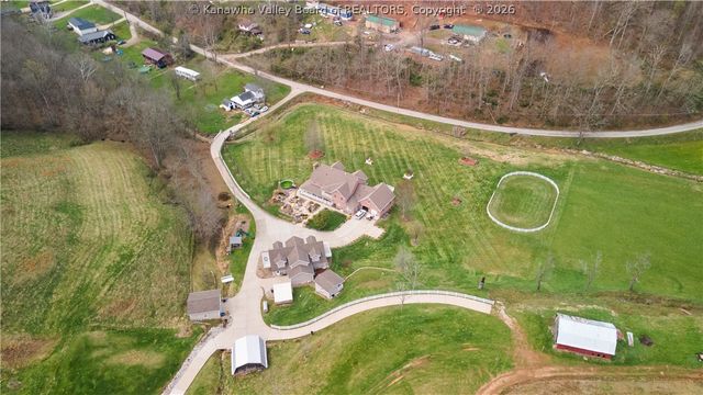 81 New Wine Lane, Charleston, WV 25312