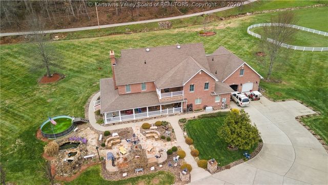 81 New Wine Lane, Charleston, WV 25312