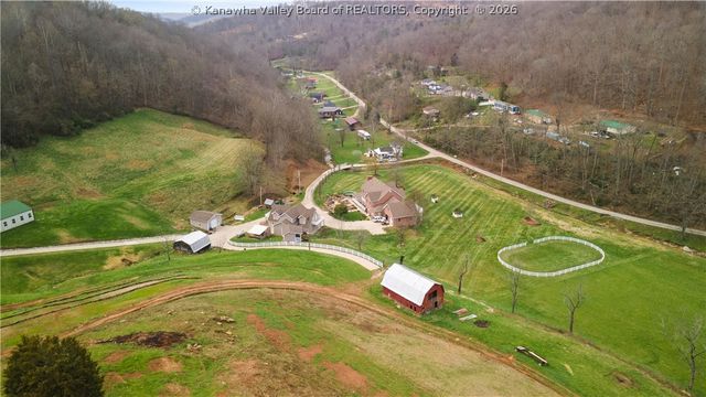 81 New Wine Lane, Charleston, WV 25312