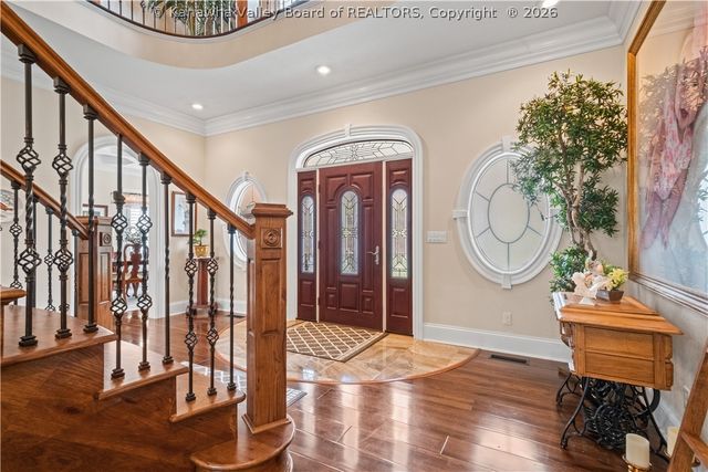 81 New Wine Lane, Charleston, WV 25312