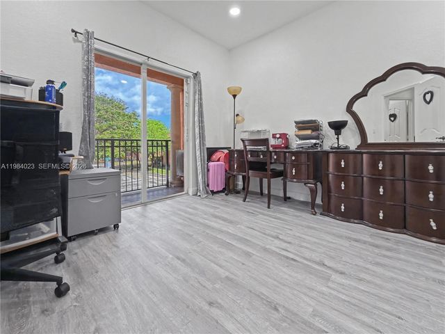 11300 SW 230th Ter, Miami, FL 33170