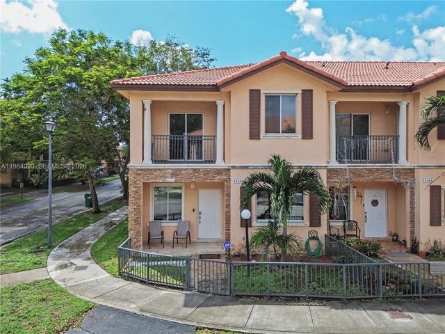 11300 SW 230th Ter, Miami, FL 33170