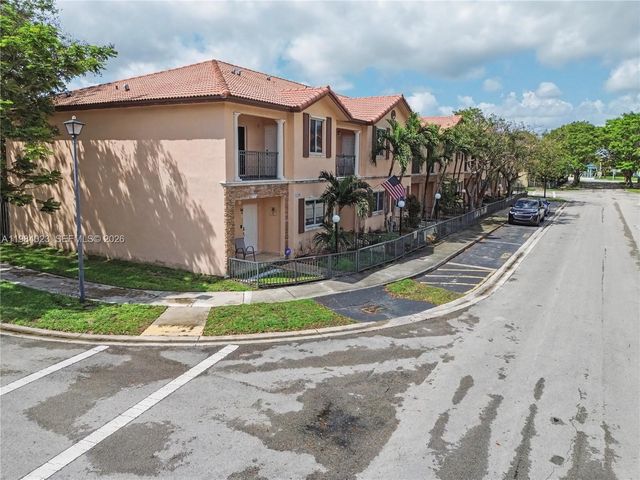 11300 SW 230th Ter, Miami, FL 33170