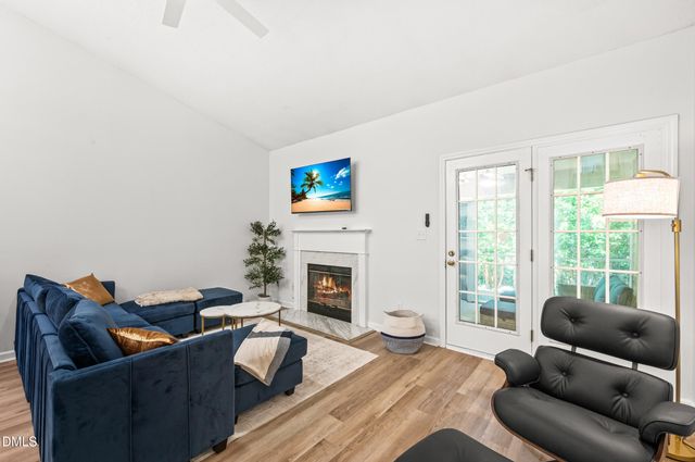 77 Forest Oaks Drive, Durham, NC 27705