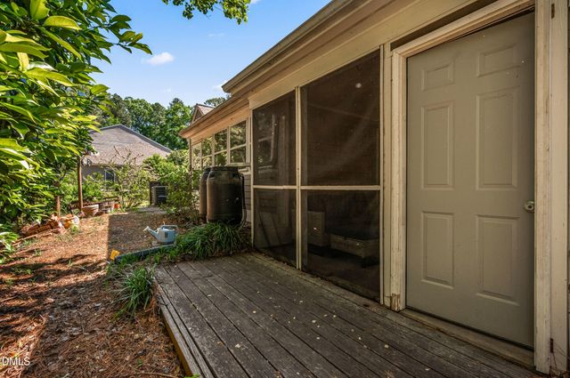 77 Forest Oaks Drive, Durham, NC 27705