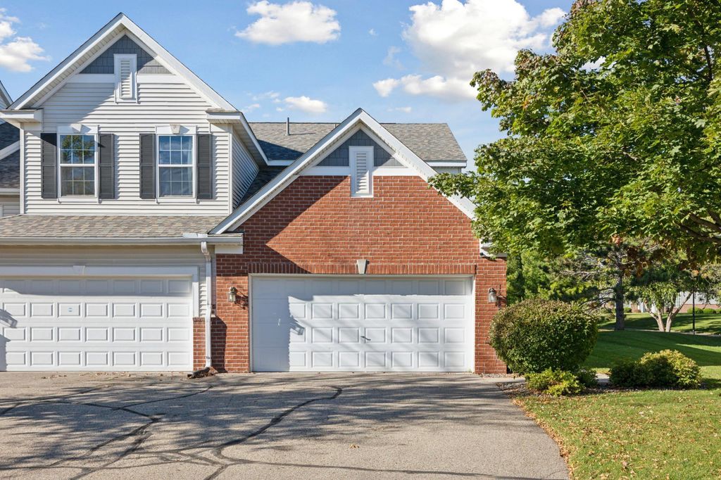 15725 France Way 1416, Apple Valley, MN 55124