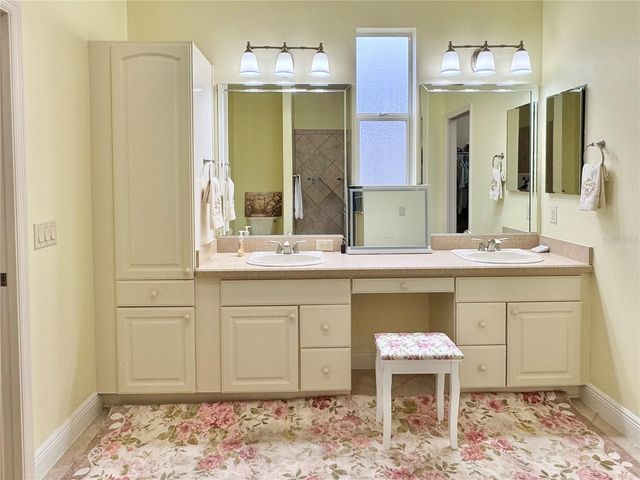 646 MURPHYS ESTATE DRIVE, The Villages, FL 32162