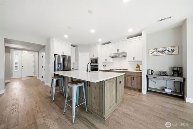 4342 S 16th Way, Ridgefield, WA 98642