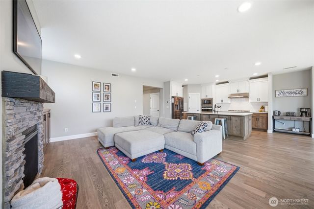 4342 S 16th Way, Ridgefield, WA 98642