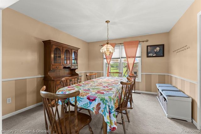 1256 Wedgewood Circle, Saline, MI 48176