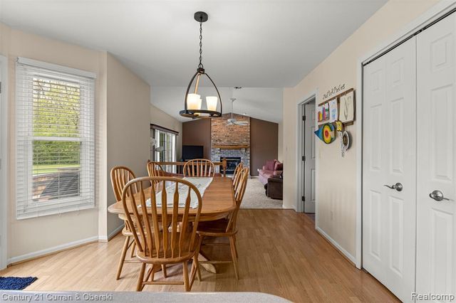 1256 Wedgewood Circle, Saline, MI 48176