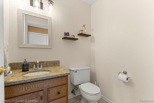 1256 Wedgewood Circle, Saline, MI 48176