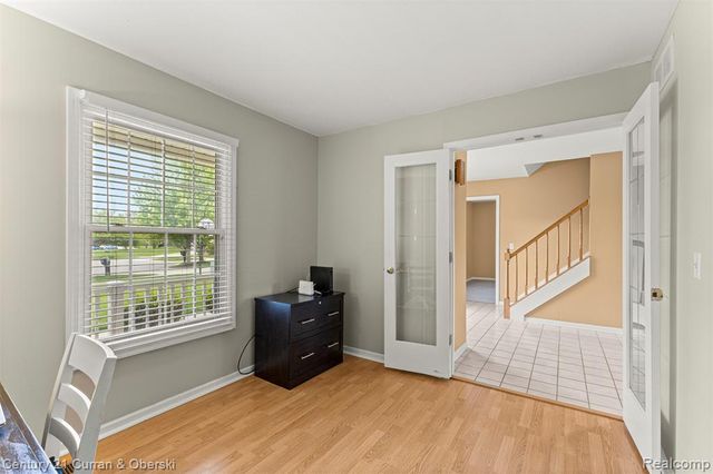1256 Wedgewood Circle, Saline, MI 48176