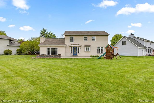 1256 Wedgewood Circle, Saline, MI 48176