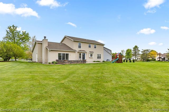 1256 Wedgewood Circle, Saline, MI 48176