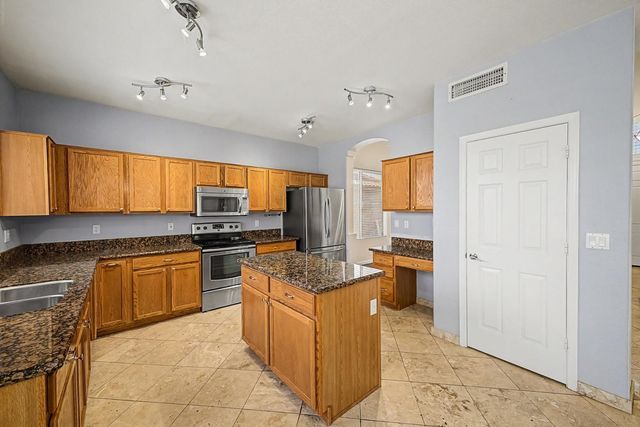 6029 W Morrow Drive, Glendale, AZ 85308