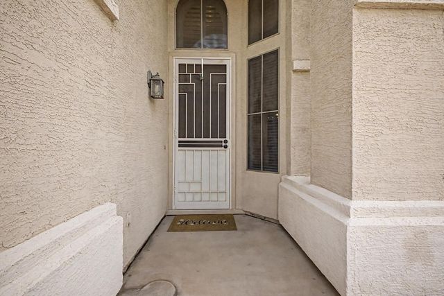 6029 W Morrow Drive, Glendale, AZ 85308