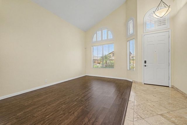 6029 W Morrow Drive, Glendale, AZ 85308