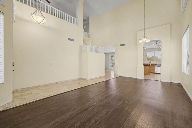 6029 W Morrow Drive, Glendale, AZ 85308