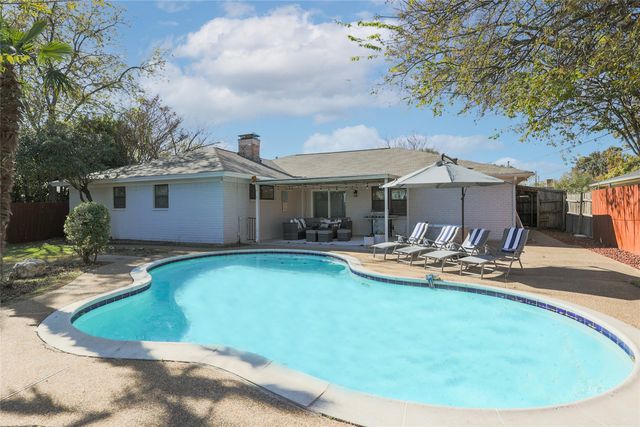 804 Ridgefield Drive, Plano, TX 75075
