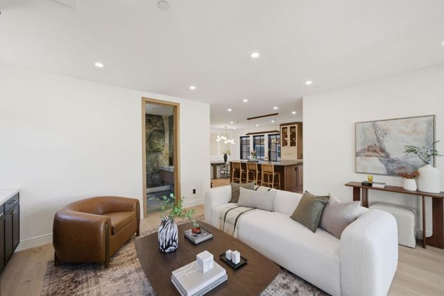 1548 Cypress Avenue, Burlingame, CA 94010