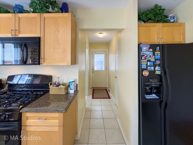 8912 Harms Road, Morton Grove, IL 60053