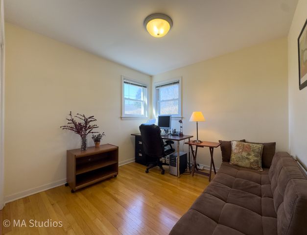 8912 Harms Road, Morton Grove, IL 60053