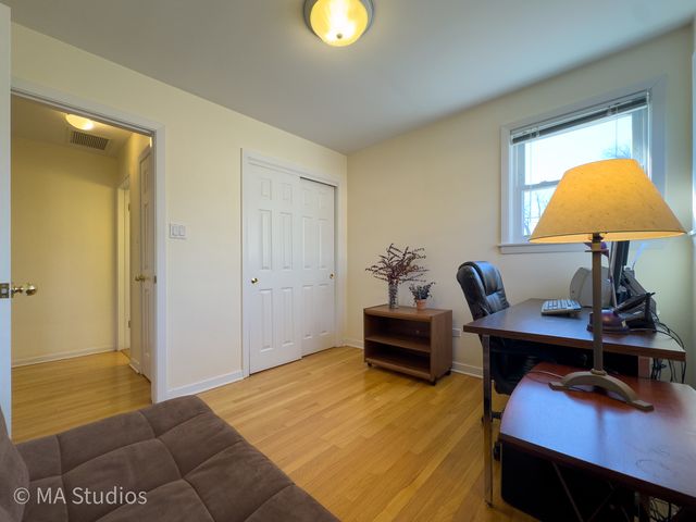 8912 Harms Road, Morton Grove, IL 60053