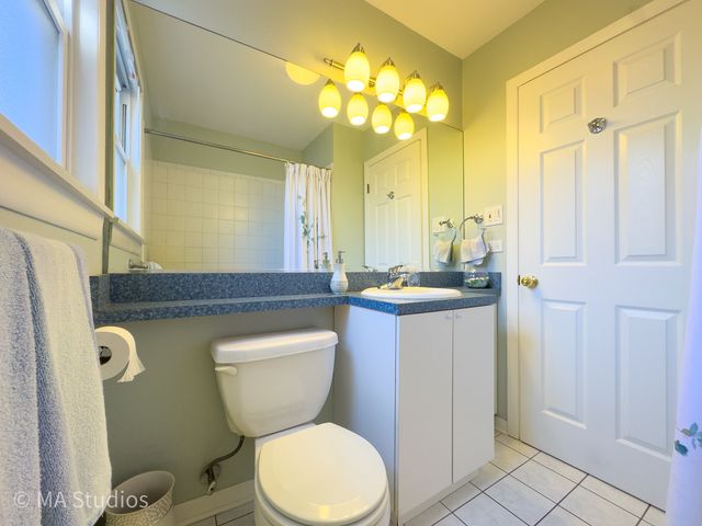 8912 Harms Road, Morton Grove, IL 60053