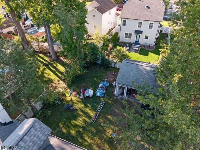 612 Roosevelt St, Westfield Town, NJ 07090